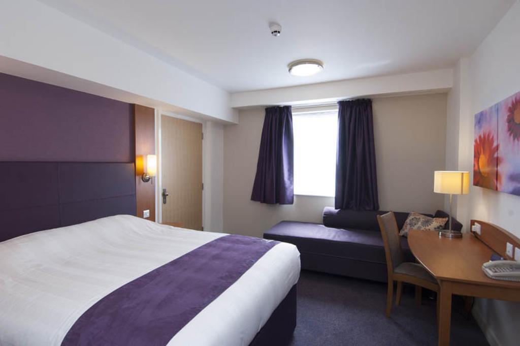 Premier Inn Dundee West Kamer foto
