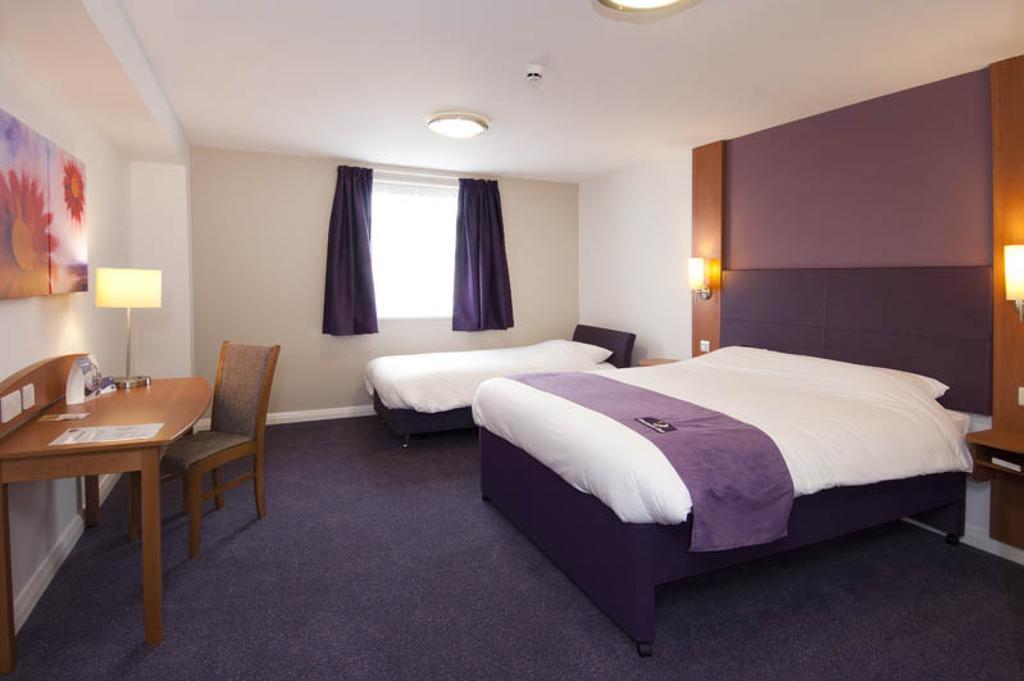 Premier Inn Dundee West Kamer foto