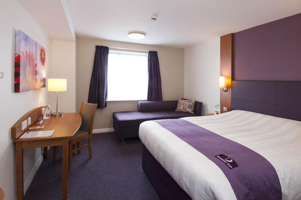 Premier Inn Dundee West Kamer foto