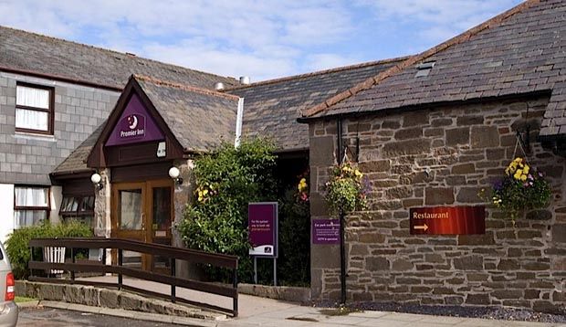 Premier Inn Dundee West Buitenkant foto
