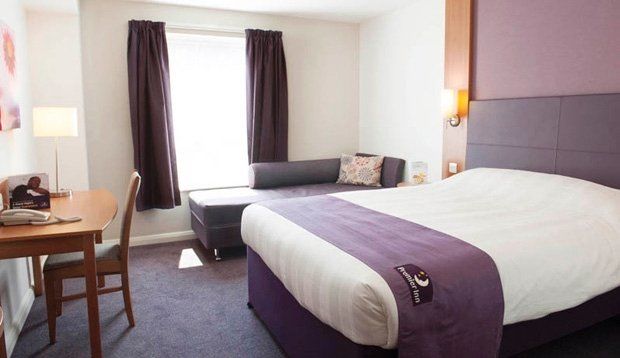 Premier Inn Dundee West Buitenkant foto